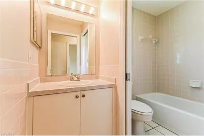 306 NE 17th Pl, Cape Coral, FL 33909 - Photo 11