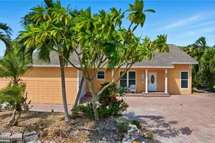 421 Connecticut St, Fort Myers Beach, FL 33931 - Photo 35