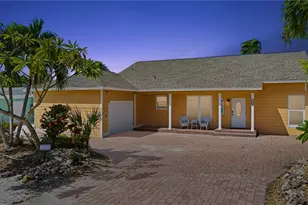 421 Connecticut St, Fort Myers Beach, FL 33931 - Photo 25