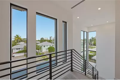 1286 Belaire Ct, Naples, FL 34110 - Photo 11