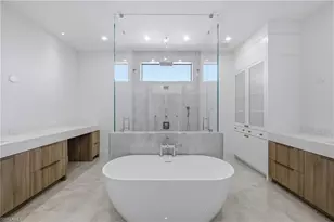 1286 Belaire Ct, Naples, FL 34110 - Photo 23