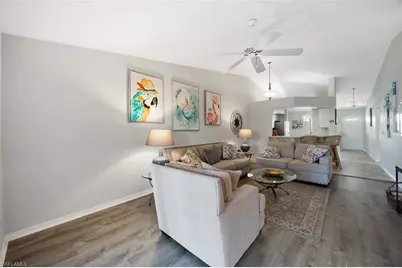 822 Gulf Pavillion Dr #202, Naples, FL 34108 - Photo 7