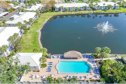 822 Gulf Pavillion Dr #202, Naples, FL 34108 - Photo 25