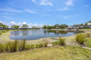 822 Gulf Pavillion Dr, Naples, FL 34108 - Photo 21