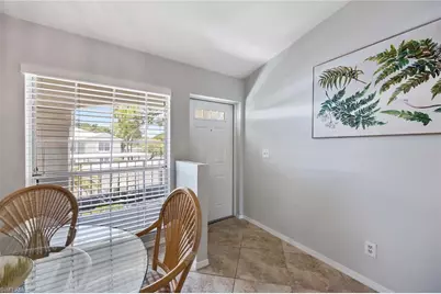 822 Gulf Pavillion Dr #202, Naples, FL 34108 - Photo 3