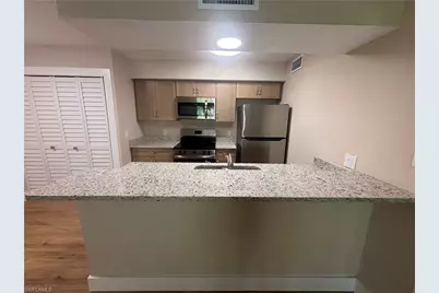 5305 Summerlin Rd #501, Fort Myers, FL 33919 - Photo 5
