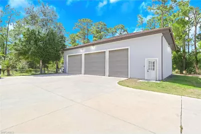 333 5th St SW, Naples, FL 34117 - Photo 7