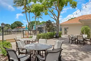 7648 Oleander Gate Dr, Naples, FL 34109 - Photo 27