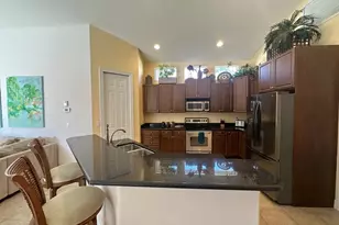 967 Tivoli Ct, Naples, FL 34104 - Photo 7
