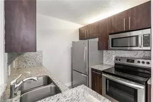116 Santa Clara Dr, Naples, FL 34104 - Photo 3