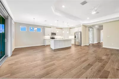 16808 Bay Island Ct, Bonita Springs, FL 34135 - Photo 7