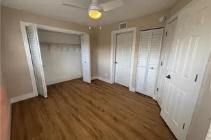 5327 Summerlin Rd, Fort Myers, FL 33919 - Photo 9
