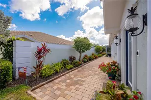 3006 Futuna Ln, Naples, FL 34119 - Photo 3