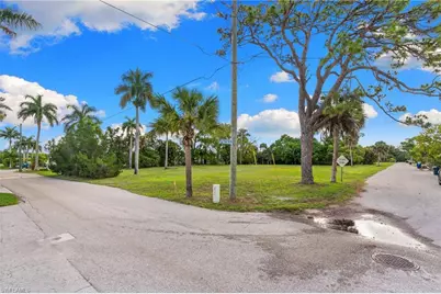 27801 Meadowlark Ln, Bonita Springs, FL 34134 - Photo 9