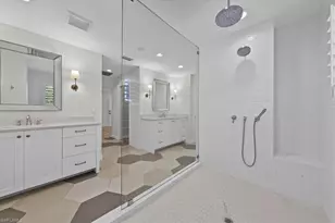 7985 Beaumont Ct, Naples, FL 34109 - Photo 17