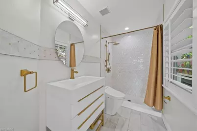 7985 Beaumont Ct, Naples, FL 34109 - Photo 21