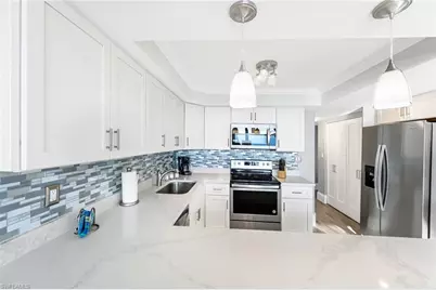 9375 Gulf Shore Dr #602, Naples, FL 34108 - Photo 9