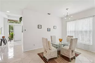 309 Harvard Ln, Naples, FL 34104 - Photo 11