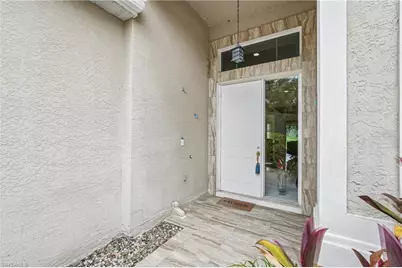 309 Harvard Ln, Naples, FL 34104 - Photo 5