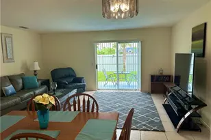1005 SW 48th Terrace, Cape Coral, FL 33914 - Photo 3