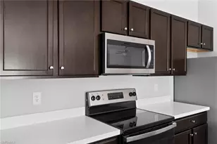 3911 14th St SW, Lehigh Acres, FL 33976 - Photo 9