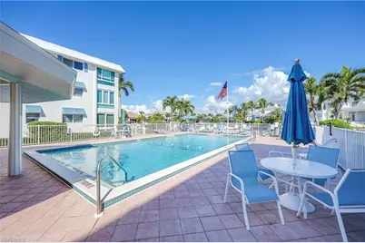 2100 Gulf Shore Blvd N #212, Naples, FL 34102 - Photo 25