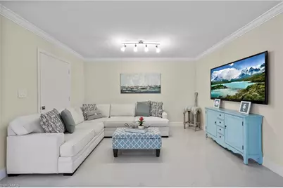 2100 Gulf Shore Blvd N #212, Naples, FL 34102 - Photo 9
