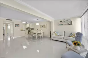 2100 Gulf Shore Blvd N, Naples, FL 34102 - Photo 7