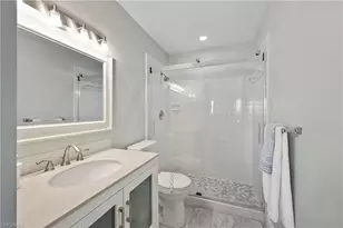 2100 Gulf Shore Blvd N, Naples, FL 34102 - Photo 21