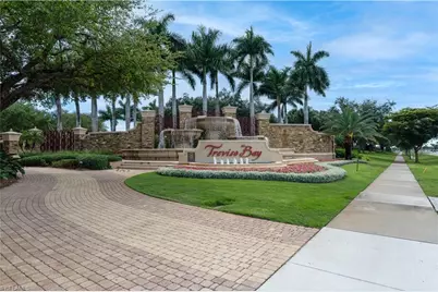 9364 Vercelli Ct, Naples, FL 34113 - Photo 23