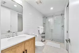 4021 Gulf Shore Blvd N, Naples, FL 34103 - Photo 17
