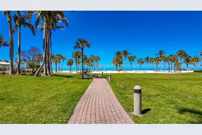 4021 Gulf Shore Blvd N #702, Naples, FL 34103 - Photo 27