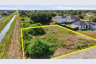 4701 Hanna Ave S, Lehigh Acres, FL 33976 - Photo 5