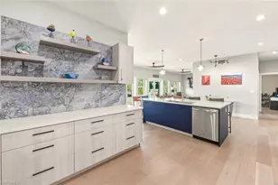 27088 Del Ln, Bonita Springs, FL 34135 - Photo 7
