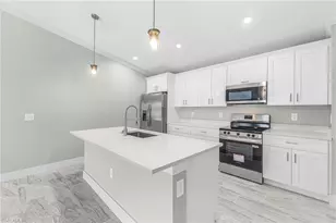 2161 Ben St, Fort Myers, FL 33916 - Photo 3