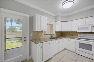 4172 Castilla Circle, Fort Myers, FL 33916 - Photo 9