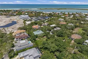 375 Gumbo Limbo Ln, Marco Island, FL 34145 - Photo 1