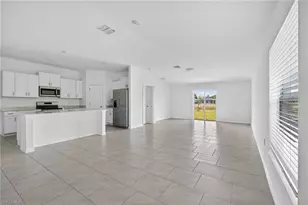 4007 San Clemente Ct, North Fort Myers, FL 33917 - Photo 9