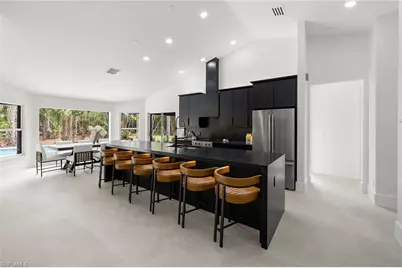 4521 3rd Ave NW, Naples, FL 34119 - Photo 9