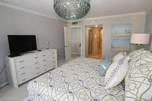 4251 Gulf Shore Blvd N, Naples, FL 34103 - Photo 21