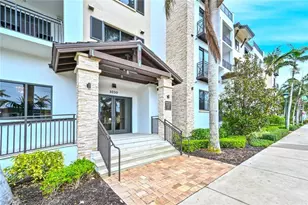 1030 3rd Ave S, Naples, FL 34102 - Photo 1
