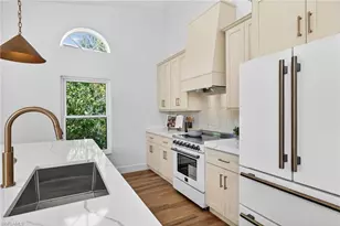 10987 Fieldfair Dr, Naples, FL 34119 - Photo 9