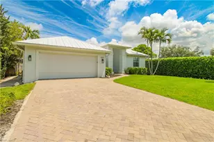 1371 Michigan Ave, Naples, FL 34103 - Photo 7