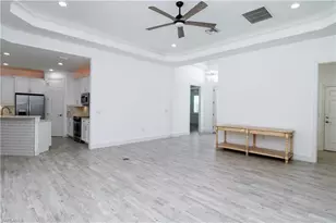 1371 Michigan Ave, Naples, FL 34103 - Photo 13