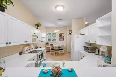 7895 Sanctuary Cir #117-1, Naples, FL 34104 - Photo 7