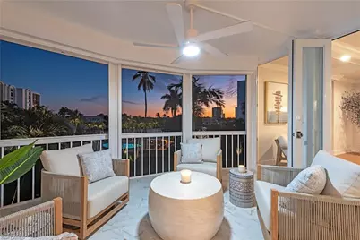 400 Park Shore Dr #304, Naples, FL 34103 - Photo 1