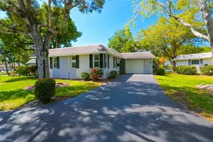 225 Georgetown Blvd, Naples, FL 34112 - Photo 3