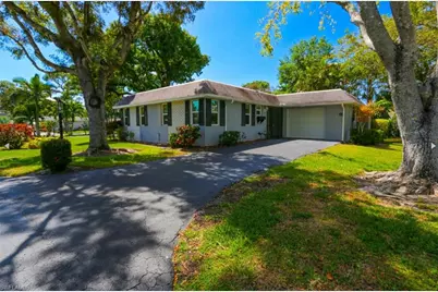 225 Georgetown Blvd, Naples, FL 34112 - Photo 5