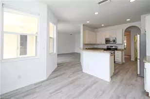 3927 Aurora Ct, Naples, FL 34116 - Photo 11