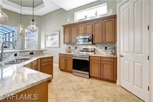 7636 Sussex Ct, Naples, FL 34113 - Photo 15